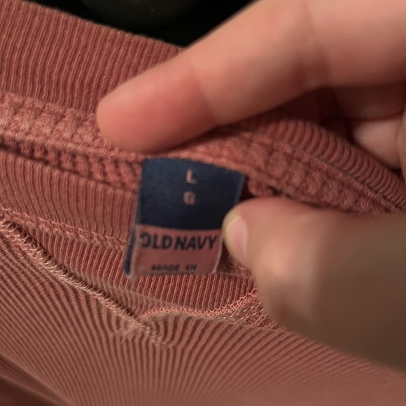 OLD NAVY Henley style top - Picture 4 of 6